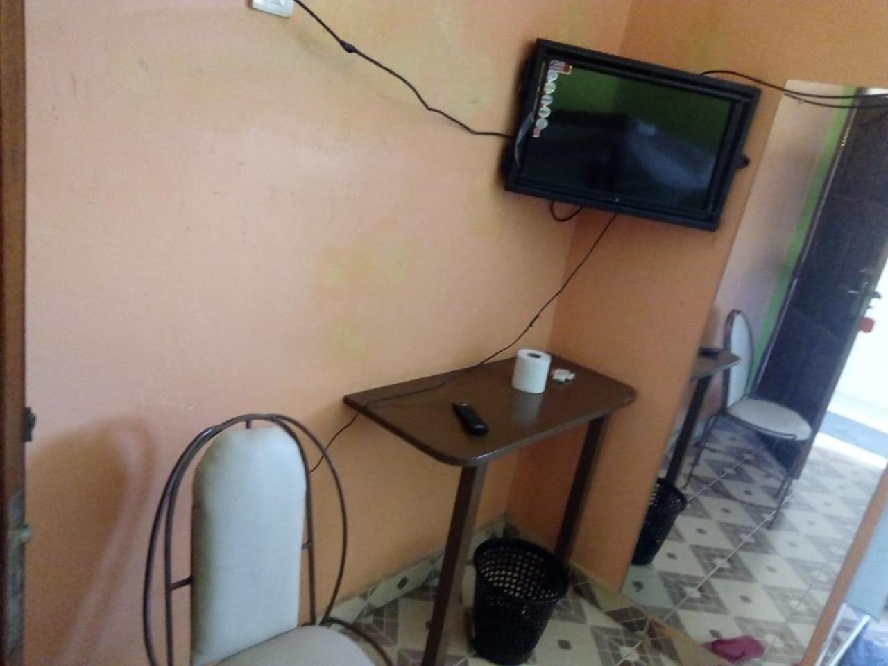 Hotel Viriko Boarding House à Mombasa Extérieur photo