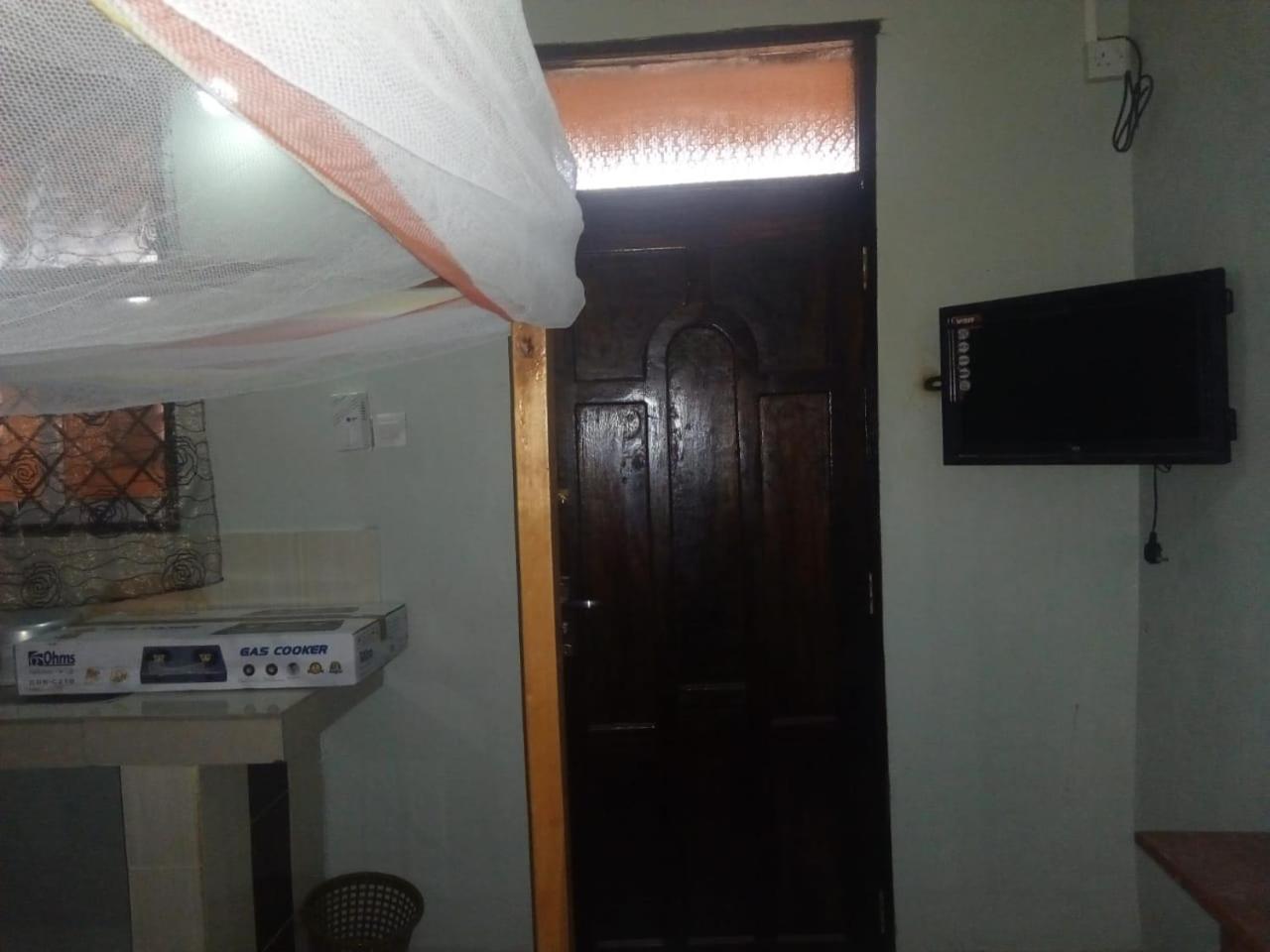 Hotel Viriko Boarding House à Mombasa Extérieur photo